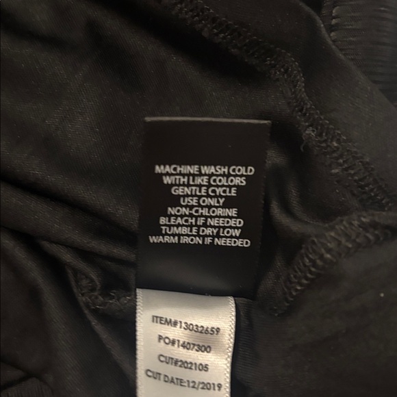 Torrid Black Lace Trim Inset Tank SZ 2X Sleeveless Top Stretch fully lined goth - Picture 5 of 12